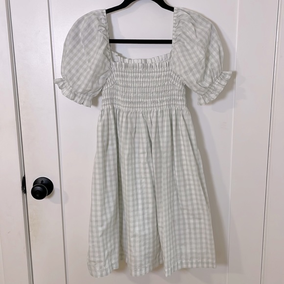 Abercrombie & Fitch Dresses & Skirts - EUC Abercrombie & Fitch Mint Gingham Smock Dress with sleeves & pockets Size M